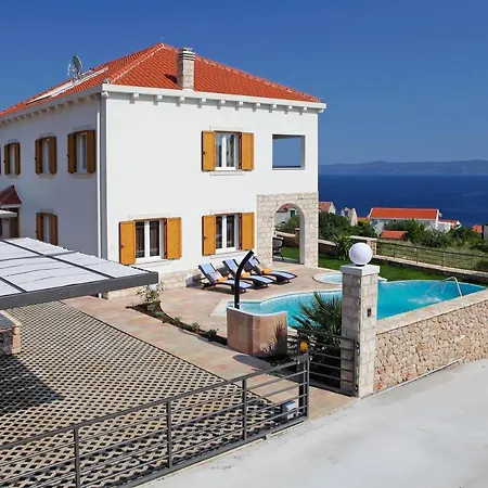 Nera Villa Bol