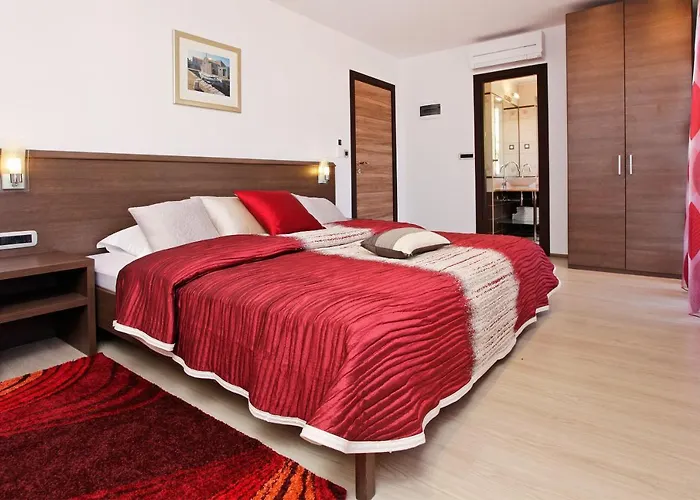 Nera Вилла Бол